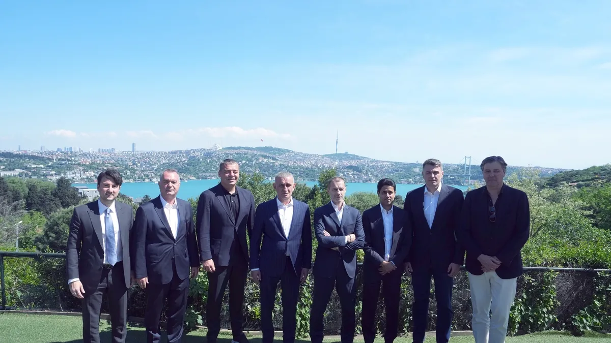 UEFA ve TFF heyetleri, İstanbul’da buluştu! UEFA ve TFF heyetleri, İstanbul’da buluştu!
