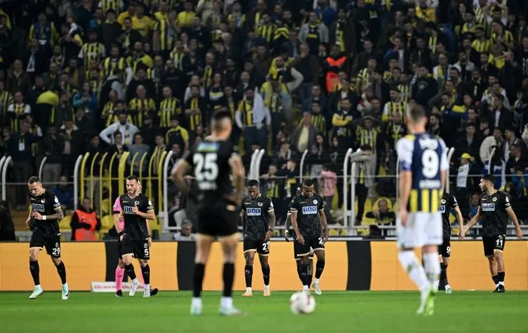 Son dakika haberi: Fenerbahçe Alanyaspor maçında kavga çıktı! Leonardo Bonucci öyle bir şey yaptı ki...