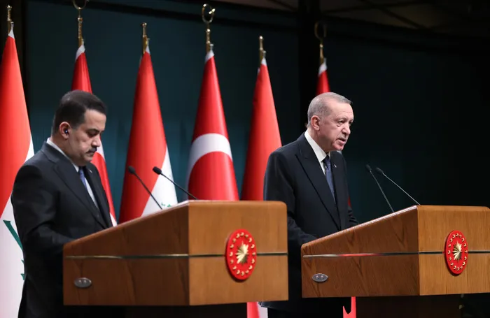 son-dakika-baskan-erdogan-bakanlarimizi-gorevlendiriyoruz-diyerek-duyurdu-yeni-ipek-yolu-olacak-1679416702813.jpg