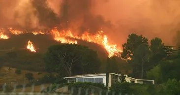 Los Angeles tarihindeki en büyük yangın!