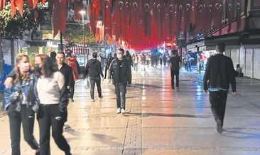 Koronavırüsü hıçe sayıyorlar