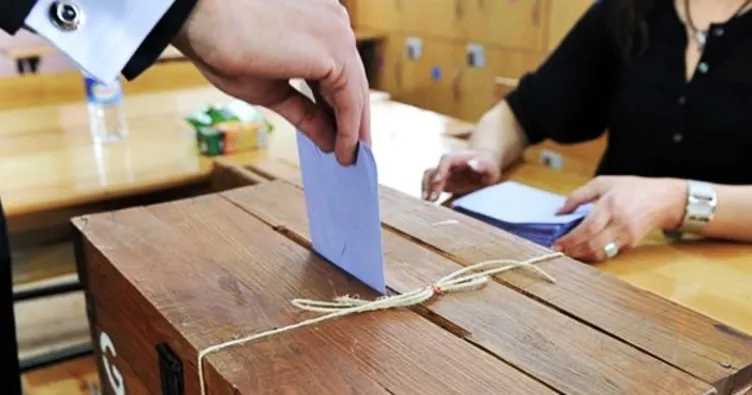 Fransa seçimlerinde dolu zarf skandalı