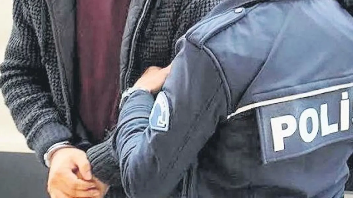 Cinayet zanlılarına sokakta gözaltı