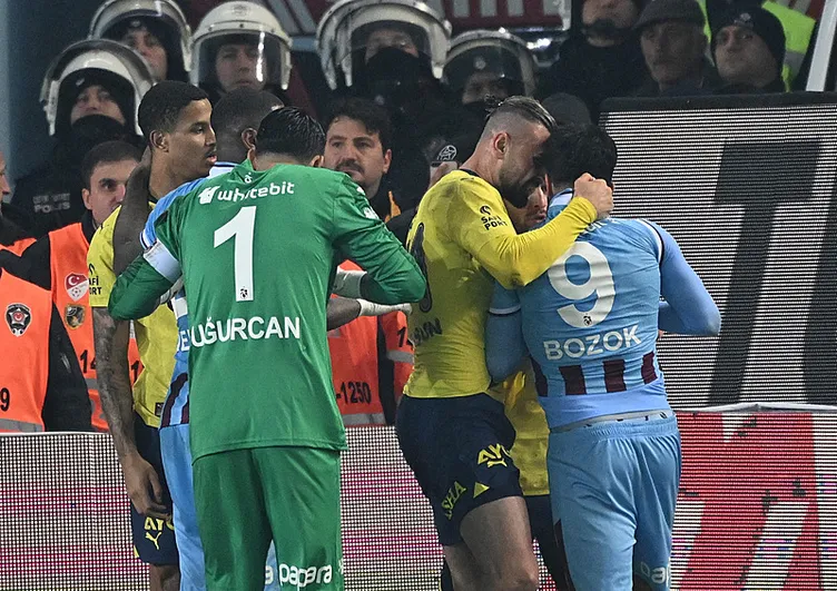 Son dakika haberi: Fenerbahçe ligden çekilirse ne olacak? Büyük tehlike kapıda....