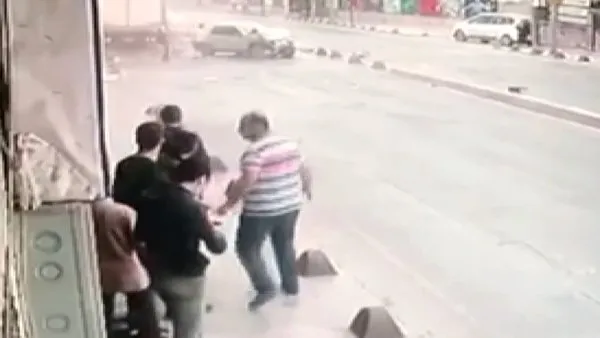 Son dakika: İstanbul Bağcılar’daki dehşet anları güvenlik kamerasında | Video