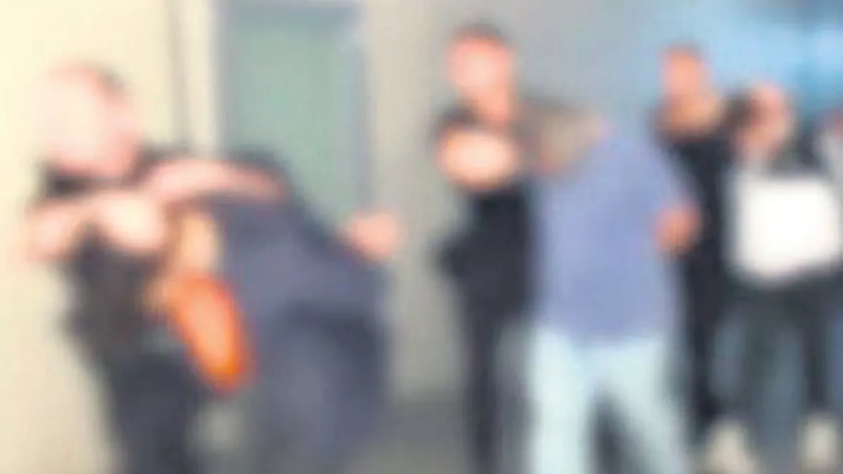 FETÖ’ye güncel yapılanma baskını: 54 gözaltı FETÖ’ye güncel yapılanma baskını: 54 gözaltı