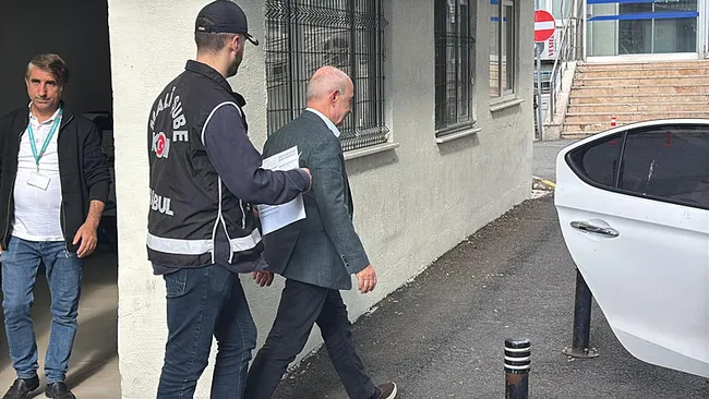 ekrem-imamoglu-agabeyim-diyordu-hasan-akgunun-rusvet-carki-yegeni-uzerinde-donmus-dikkat-ceken-bagis-detayi-1749044056380.jpeg Ekrem İmamoğlu ağabeyim diyordu! Hasan Akgün’ün rüşvet çarkı yeğeni üzerinde dönmüş: Dikkat çeken bağış detayı!