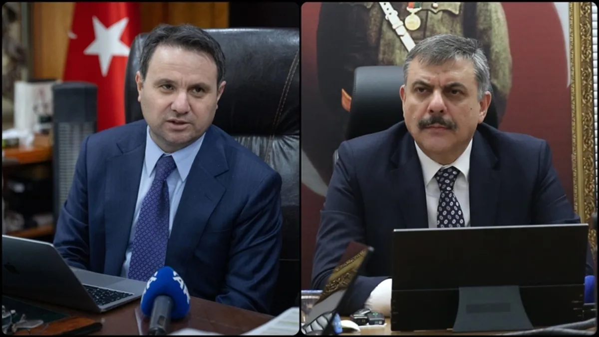 Ekonomi yönetimi yeni kabine üyelerini tebrik etti Ekonomi yönetimi yeni kabine üyelerini tebrik etti