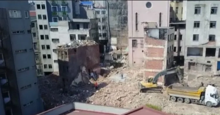 Karaköy’de 35 binanın yıkımı tamamlandı