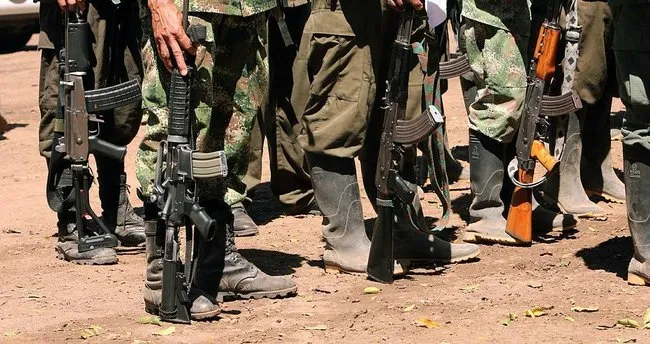 Kolombiya’da FARC isyancıları silahlarını teslim ediyor