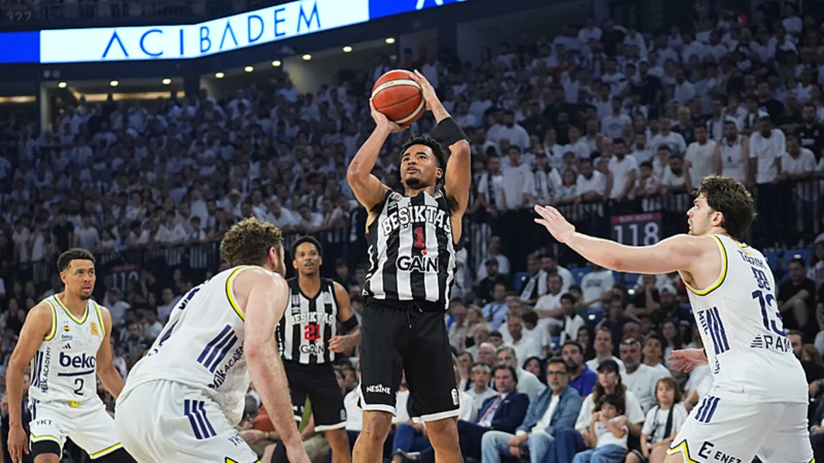 Beşiktaş Basketbol takımı oyuncuları antrenman sırasında
