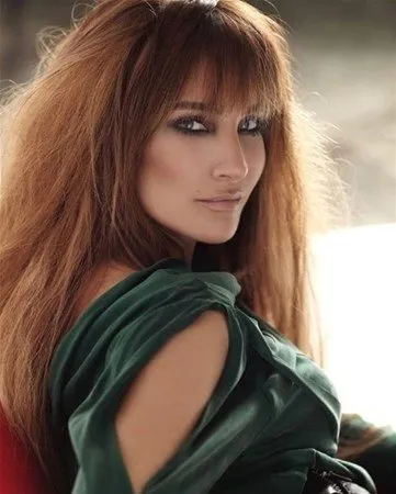 İşte ünlülerin eski halleri (Ebru Yaşar'ın estetiksiz hali)