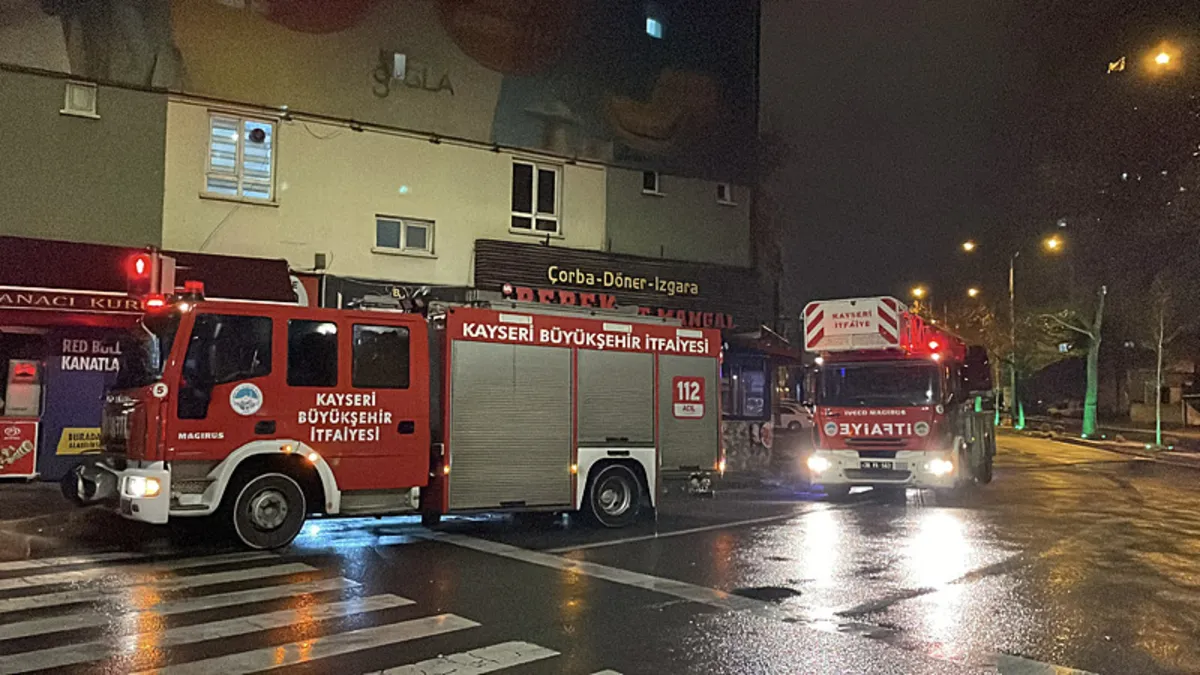 Kayseri’de bir otelde çıkan yangın söndürüldü: 1 kişi dumandan etkilendi Kayseri’de bir otelde çıkan yangın söndürüldü: 1 kişi dumandan etkilendi