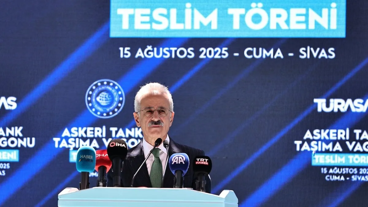 Savaş tanklarımızı taşıyacak vagonlar hazır! Bakan Uraloğlu: