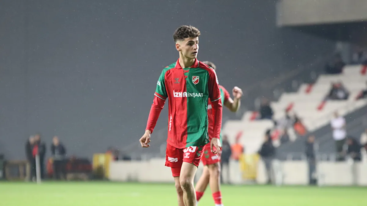 Trabzonspor, Adem Yeşilyurt için anlaşma sağladı! Trabzonspor, Adem Yeşilyurt için anlaşma sağladı!