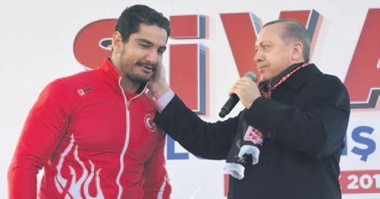 Taha Akgül’e büyük onur