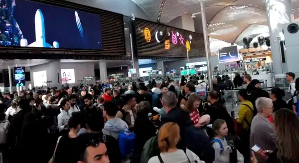 istanbul-havalimaninda-bayram-yogunlugu-yasaniyor-1743342887386.jpg