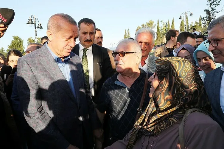 BaÅkan ErdoÄan, NakkaÅtepe Millet Bahçesi'ni gezdi vatandaÅlarla sohbet etti