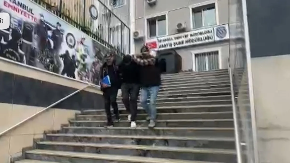Esenyurt’ta korkunç olay! Tartışma yaşadığı adam yerine yoldan geçen genci öldürdü