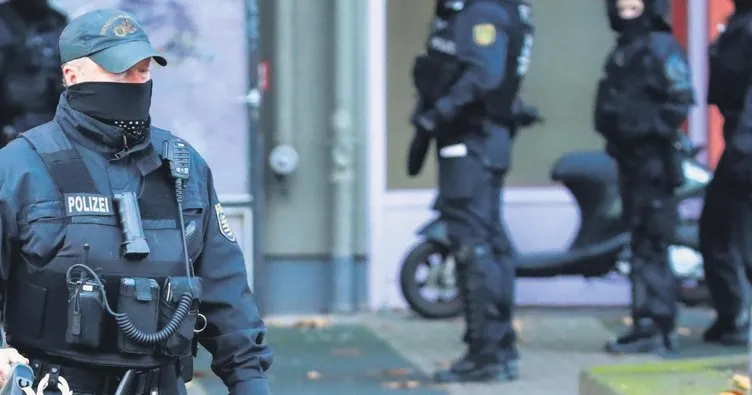 Faşist polisin geri vitesi yok