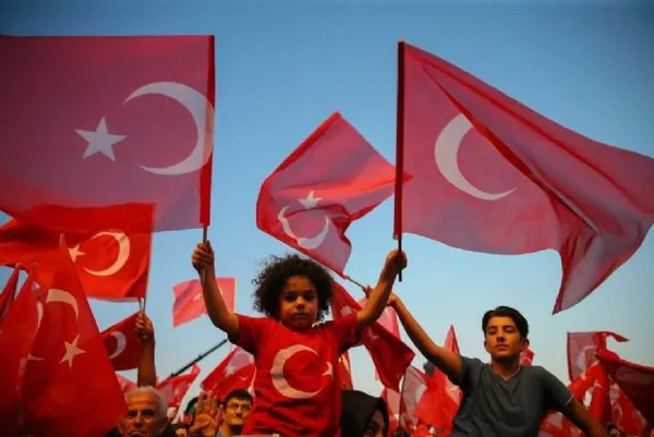 izmir-15-temmuza-hazir-iste-gun-gun-program-1783602039850.jpg
