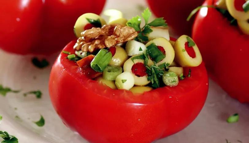Yeşil Zeytin Salatası