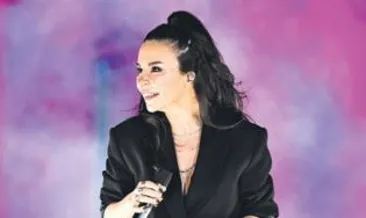 Fatma Turgut Manisa’da sahnede