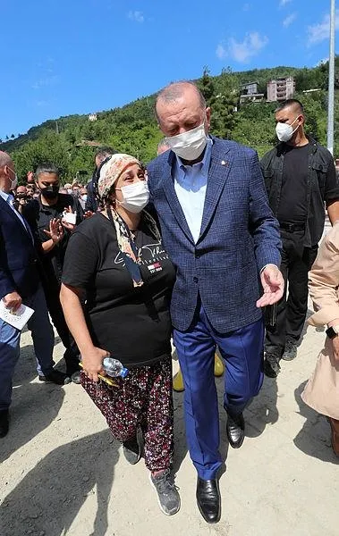 son-dakika-baskan-erdogan-sel-bolgesinde-bartin-kastamonu-ve-sinop-afet-bolgesi-ilan-edildi-1628861435827.jpeg
