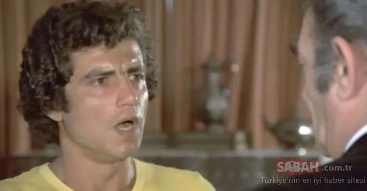 Münir Özkul’un rol arkadaşı, Aile Şerefi’nin şımarık Oktay’ı ydı...Yeşilçam’ın efsane oyuncusu Eriş Akman’ın son halini görenler tanıyamıyor...