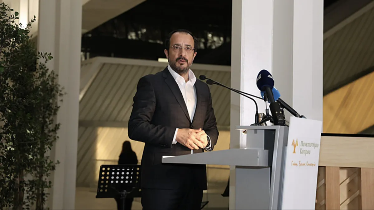 Rum liderden skandal müze açılışı: Türkleri katleden EOKA’ya övgüler yağdırdı Rum liderden skandal müze açılışı: Türkleri katleden EOKA’ya övgüler yağdırdı