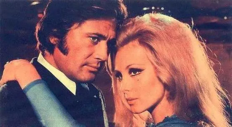 Yeşilçam’ın unutulmaz ismi Filiz Akın’ın son paylaşımı ortaya çıktı! Her zaman böyle olalım...