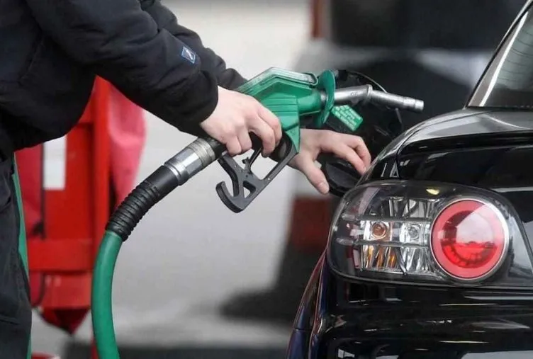 BENZİN, MAZOT FİYATI SON DAKİKA: Akaryakıt fiyatları 4. kez değişecek mi? 14 Ekim benzin fiyatı ve mazot fiyatı ne kadar, kaç TL?