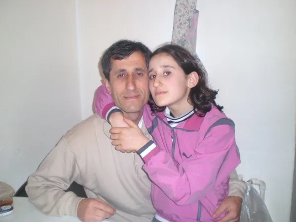 gulistan-doku-davasi-umut-olmaya-devam-ediyor-15-yildir-izine-rastlanmayan-melike-toyguncunun-acili-annesi-bir-1777796205410.jpg