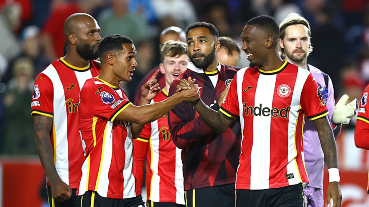 Premier Lig'de başkent derbisini Brentford kazandı