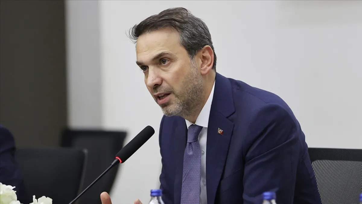 Bakan Bayraktar, Kanada Dışişleri Bakanı görüştü: Enerjide işbirliği imkanlarını ele alındı Bakan Bayraktar, Kanada Dışişleri Bakanı görüştü: Enerjide işbirliği imkanlarını ele alındı