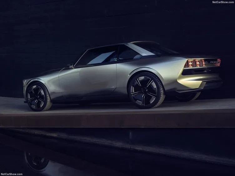 2018 Peugeot e-Legend Concept ortaya çıktı
