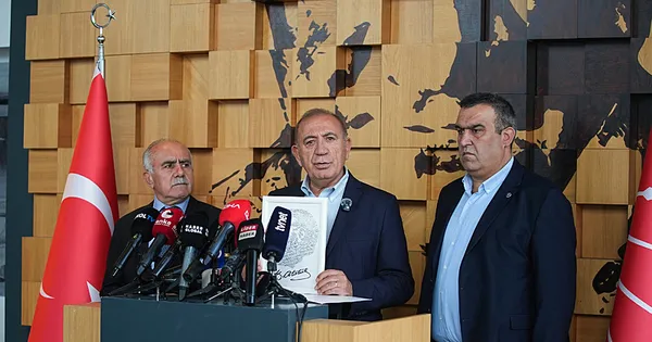 CHP'de parti içi kavga sertleşti! Özgür Özel'in 'intikam' duygusu! Dikkat çeken İBB soruşturması detayı...