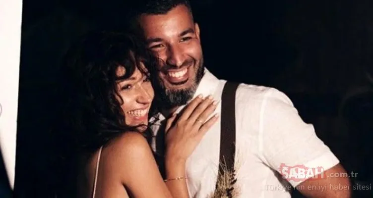 Güzel şarkıcı Zeynep Bastık evleniyor! Zeynep Bastık ile Tolga Akış nikah tarihini açıkladı!