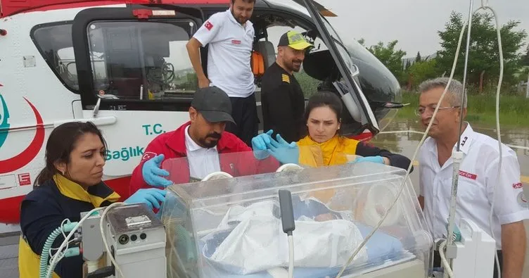 Ambulans helikopter yeni doğan bebek için havalandı