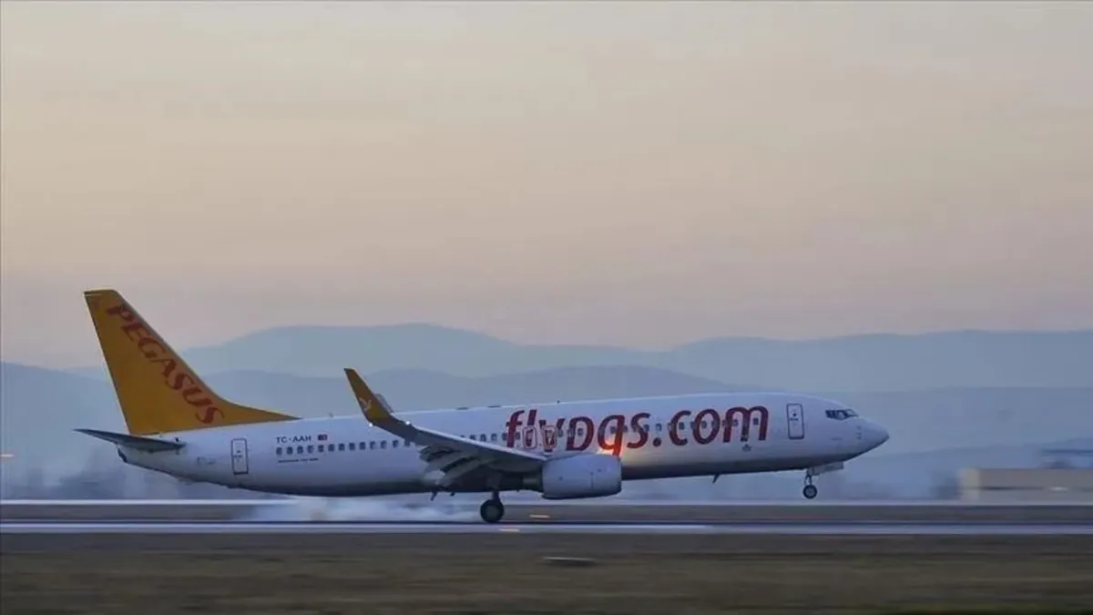 Facianın eşiğinden dönüldü! Frankfurt'taki Türk yolcu uçağında pilot hatası: Kule son an müdahale etti haber görseli