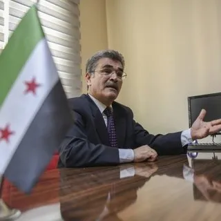 Suriye Türkmen Meclisi Başkanı Cuma, teröristlerden temizlenen Afrin'i ziyaret etti