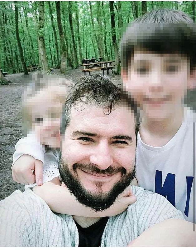 yer-kocaeli-esinin-yaninda-bicaklanarak-katledildi-1753947109558.jpeg Yer Kocaeli: Eşinin yanında bıçaklanarak katledildi!