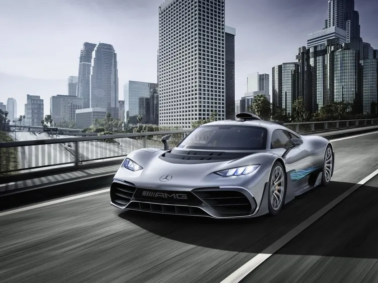 2017 Mercedes-Benz AMG Project ONE Concept göz kamaştırdı