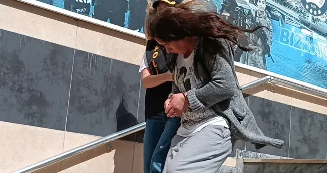 Müşteri gibi geldi 104 yüzük çaldı: Hırsız kadın gözaltına alındı Müşteri gibi geldi 104 yüzük çaldı: Hırsız kadın gözaltına alındı