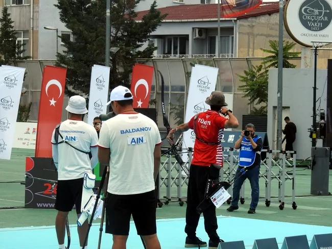 bilal-erdogan-dunya-okculugunun-merkezi-istanbuldur-etnospor-oyunlarini-organize-ediyoruz-1748550512355.jpeg Bilal Erdoğan: “Dünya okçuluğunun merkezi İstanbul’dur”