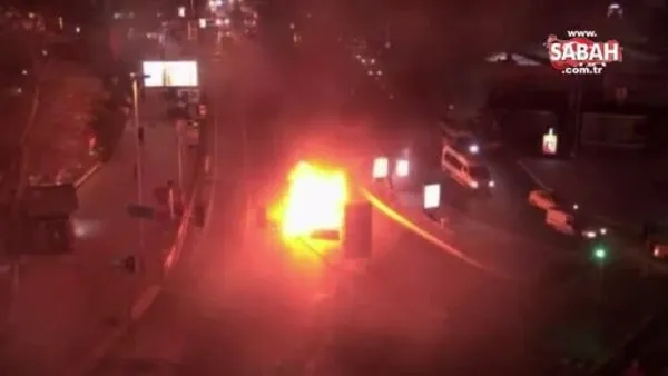 Beşiktaş Meydanı'nda otomobil alev alev yandı | Video