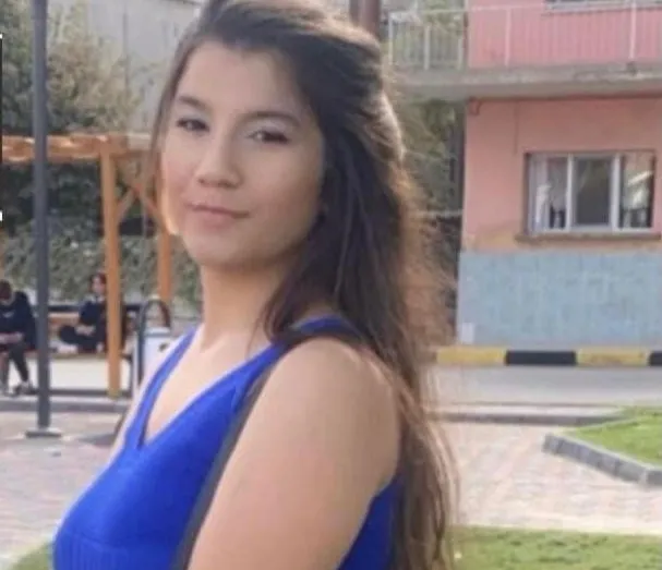 pelin-karacayi-katletmisti-cansiz-bedenini-ormana-gomen-o-caninin-cezasi-aciklandi-1758177685893.jpg Pelin Karaca’yı katletmişti: Cansız bedenini ormana gömen o caninin cezası açıklandı!