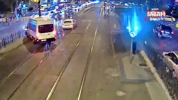 Tramvay yolunda meydana gelen kaza kamerada