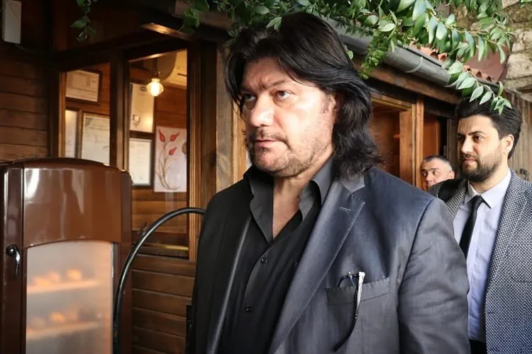 Cumhurbakanı ile beraber ünlü isimler sınıra akın etti