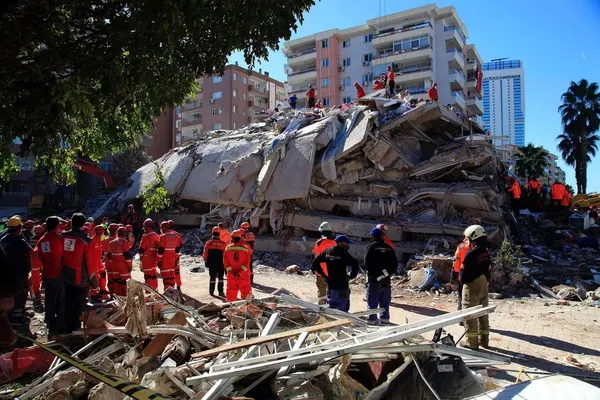 o-sehir-icin-uyari-verdi-deprem-uzmani-sozbilir-acikladi-5-fayda-deprem-alarmi-1793272014396.jpg